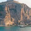 vue-du-port-de-terracina-italie-le-matin-10746369