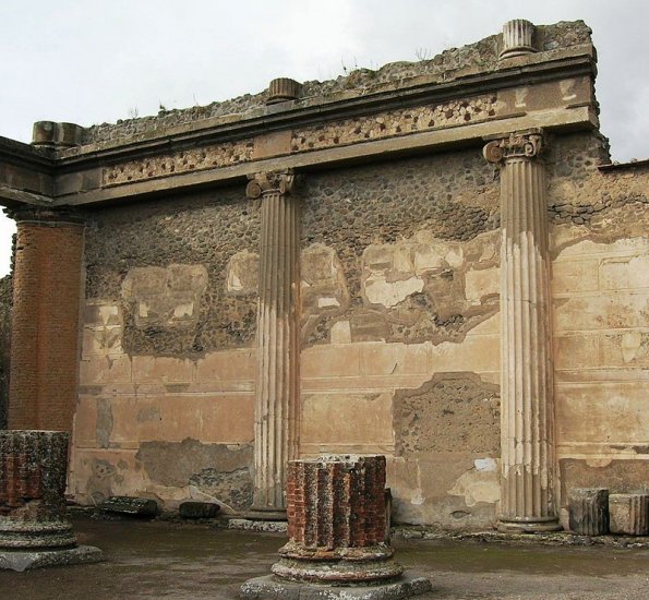 Basilica_Pompei_7